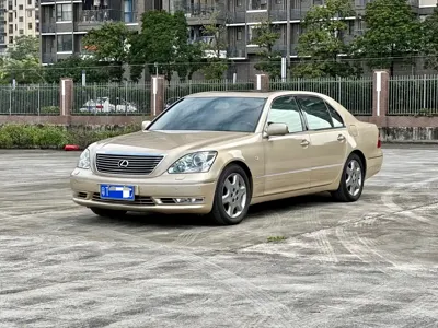 Lexus LS
