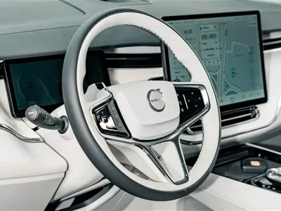 Volvo EM90