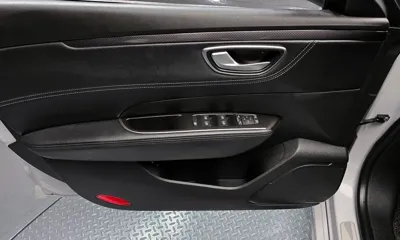 Renault-KoreaSamsung SM6