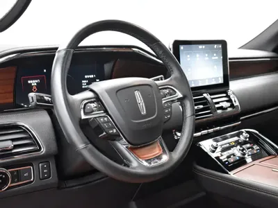 Lincoln Navigator