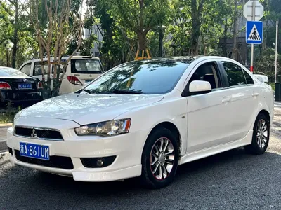 Mitsubishi Lancer EX