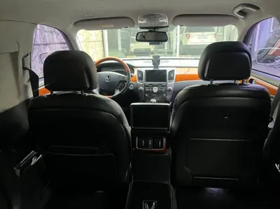 Hyundai Equus