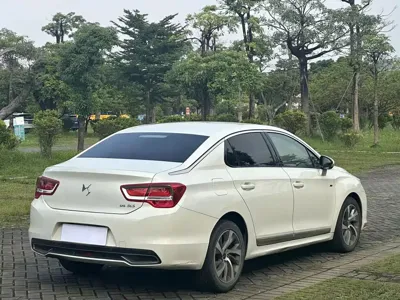 DS DS 5