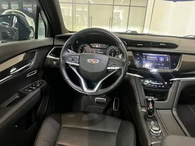 Cadillac XT6