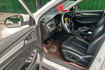 Roewe RX3