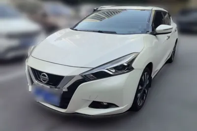 Nissan Lannia