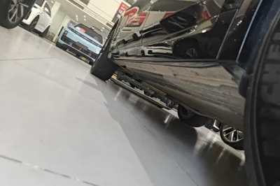 Li Auto L8