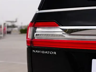 Lincoln Navigator