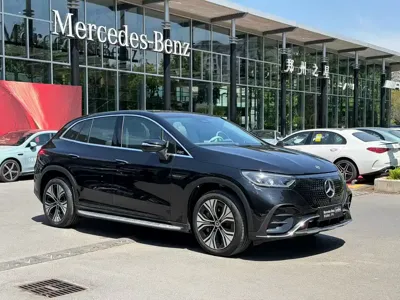 Mercedes-Benz EQE SUV
