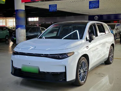 Leapmotor C10