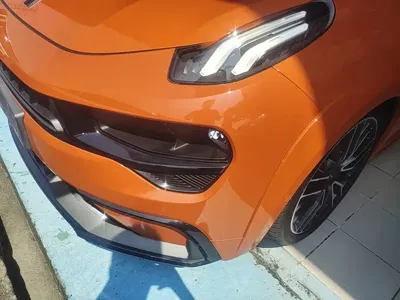 Lynk & Co 02 Hatchback