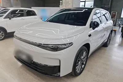 Leapmotor C10