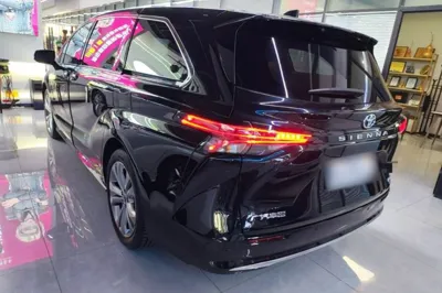 Toyota Sienna