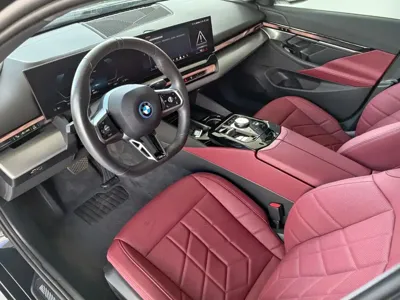 BMW i5