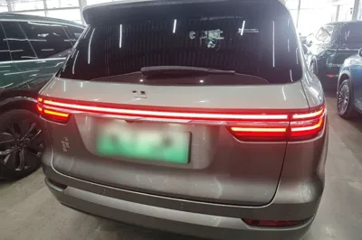 Li Auto ONE