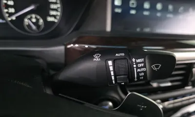 Genesis EQ900