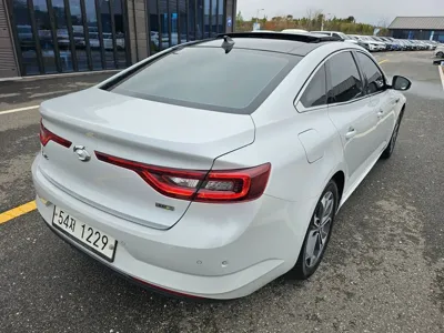 Renault-KoreaSamsung SM6