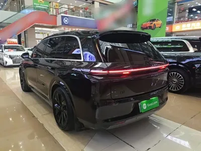 Li Auto Li L8