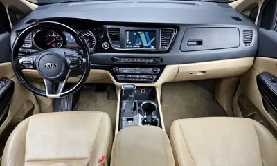 Kia Canival