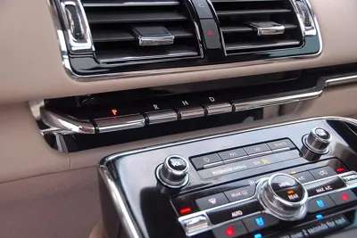 Lincoln Navigator