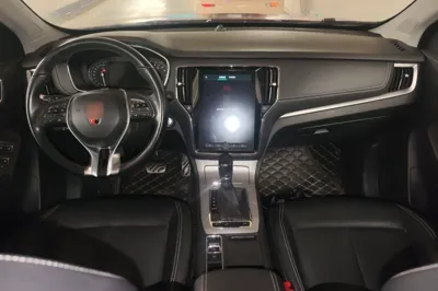 Roewe RX5
