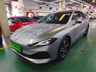 Roewe D7