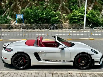 Porsche 718