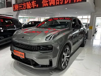 Lynk & Co 05