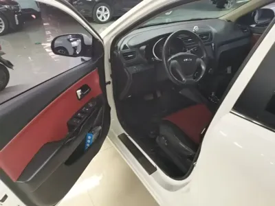 Kia K2