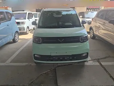 Wuling MINIEV