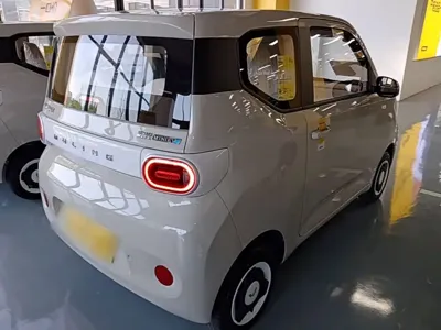 Wuling MINIEV