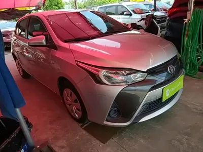 Toyota Yaris L