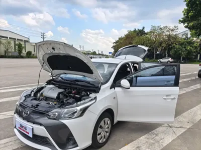 Toyota Yaris L