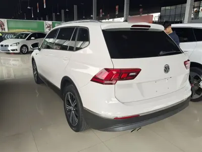 Volkswagen Tiguan L