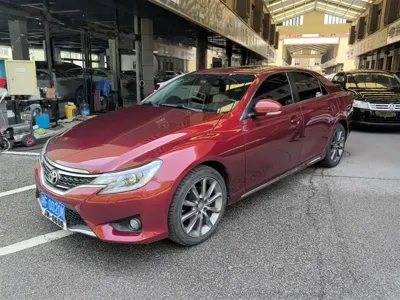 Toyota Reiz