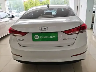 Hyundai Elantra