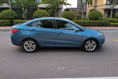 Chery Arrizo 5