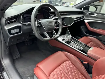 Audi A7L