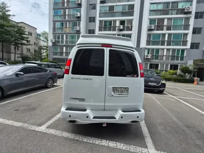 Chevrolet Express Van