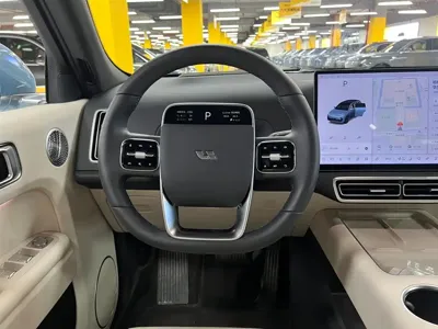 Li Auto Li L7