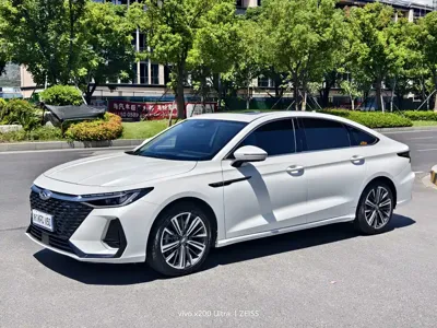 Chery Arrizo 8