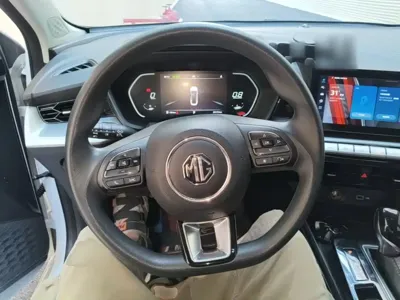 MG MG5
