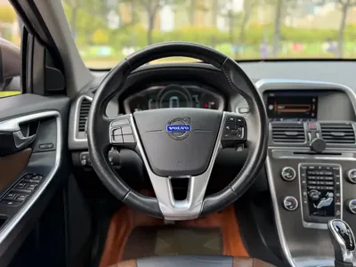 Volvo XC60 (Import)