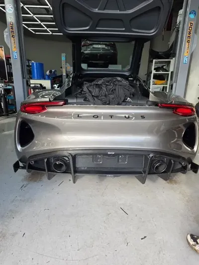 Lotus Emira