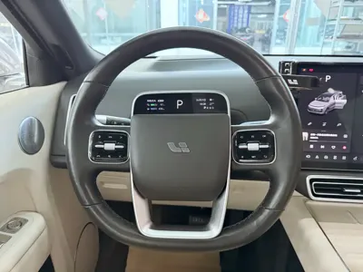 Li Auto Li L8