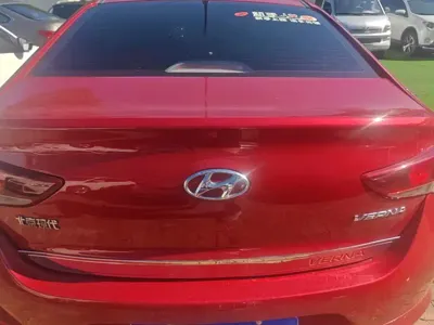 Hyundai Verna