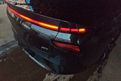 Xpeng P7
