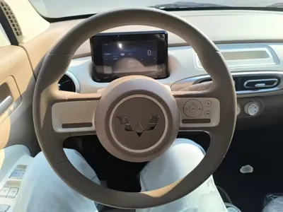Wuling MINIEV