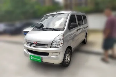 Wuling Rongguang S