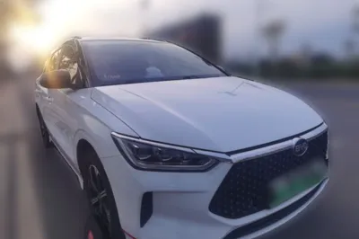 BYD e2